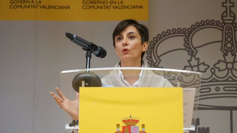 ep la ministra de vivienda y agenda urbana isabel rodriguez atiende a los medios de comunicacion en ep la ministra de vivienda y agenda urbana isabel rodriguez atiende a los medios de comunicacion en