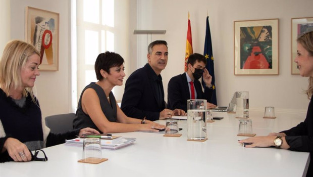 ep la ministra de vivienda y agenda urbana isabel rodriguez reunida con booking ep la ministra de vivienda y agenda urbana isabel rodriguez reunida con booking