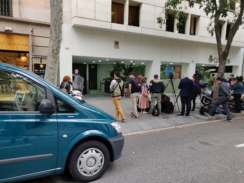 ep la policia registra la sede de la acm por una supuesta red de desvio de fondos