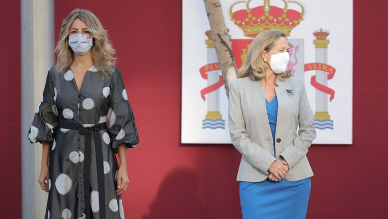 La vicepresidenta segunda del Gobierno y ministra de Trabajo y Economía Social, Yolanda Díaz, y la vicepresidenta primera del Gobierno y ministra de Asuntos Económicos, Nadia Calviño. | Eduardo Parra - Europa Press ep la vicepresidenta segunda del gobierno y ministra de trabajo y economia social yolanda diaz y la