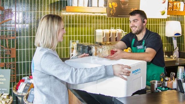ep starbucks colaborahope foodwesaveeataprovecharexcedenteali