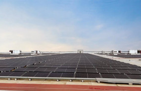 ep archivo amazon ha instalado en su centro de dos hermanas 13300 paneles solares ep archivo amazon ha instalado en su centro de dos hermanas 13300 paneles solares