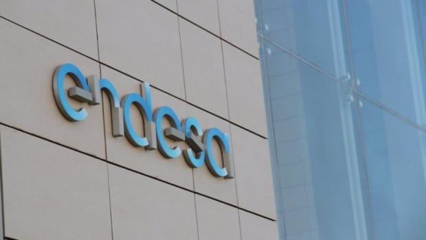 ep archivo - economia- fitch mantiene el rating de enel y endesa en a- con perspectiva estable