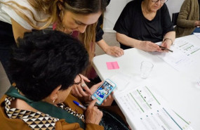 ep archivo   la aeb pone en marcha tu movil y tu un programa de capacitacion digital para mayores en