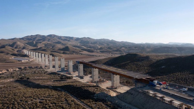ep archivo   obras de la linea de alta velocidad murcia almeria