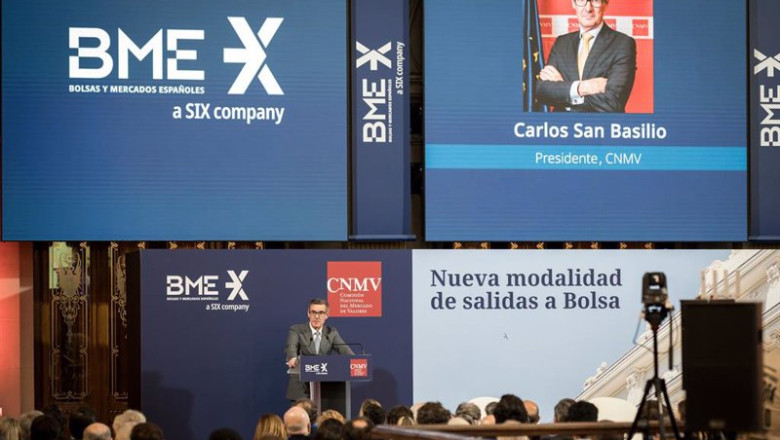 ep el presidente de la cnmv carlos san basilio durante la presentacion de la nueva modalidad de ep el presidente de la cnmv carlos san basilio durante la presentacion de la nueva modalidad de