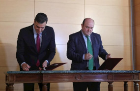 ep el presidente del gobierno en funciones pedro sanchez y el presidente del ebb del pnv andoni