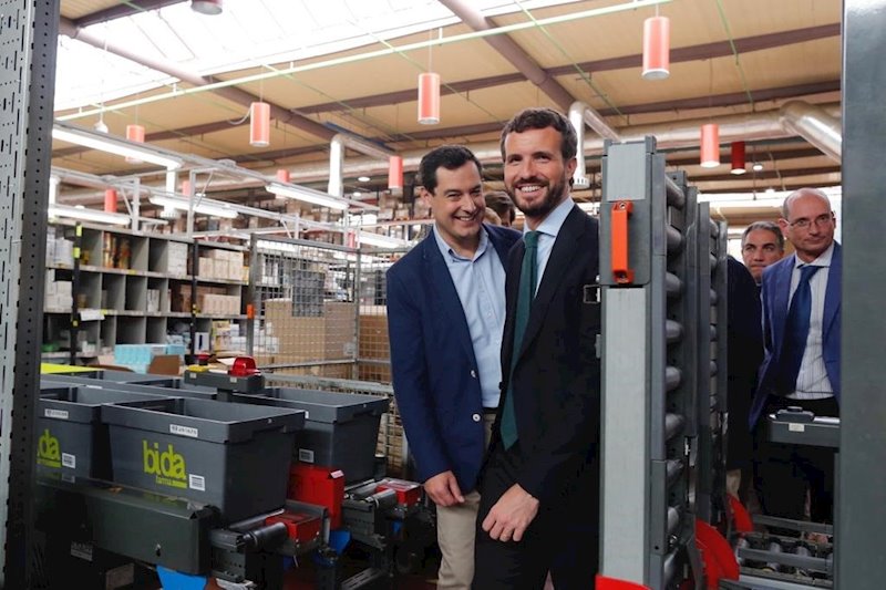 ep el presidente del pp-a juanma moreno y el presidente del pp a nivel nacional pablo casado