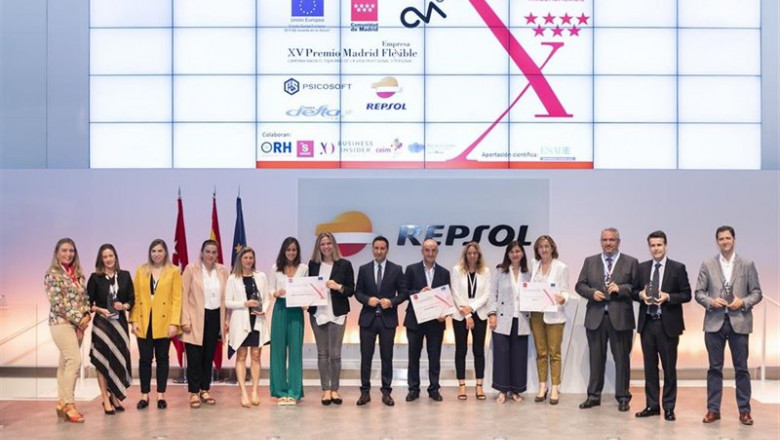 ep empresas- glaxosmithkline recibe el premio madrid empresa flexible en la categoria de gran ep empresas- glaxosmithkline recibe el premio madrid empresa flexible en la categoria de gran