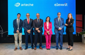 ep en el centro alexander artetxe ceo de arteche y beatriz corredor presidenta de redeia en la