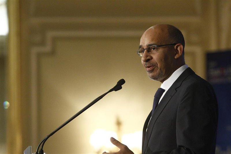 ep harlem desir cuando era secretario de estado frances