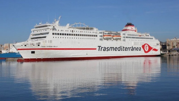 ep imagen de barco de trasmediterranea