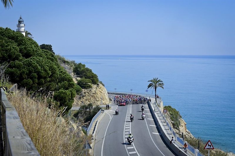 ep imagen de la volta a catalunya 2018 a su paso por calella