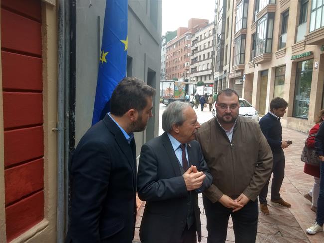 Jonás Fernández, Wenceslao López y Adrián Barbón. | EUROPA PRESS. ep jonas fernandez wenceslao lopezadrian barbon