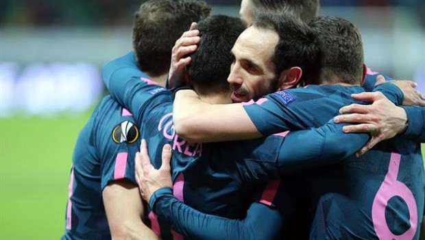ep juanfran atletico madrid celebragolsus companeros