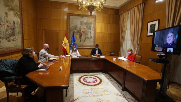 ep la ministra de trabajo yolanda diaz se reune con los agentes sociales para abordar los planes en