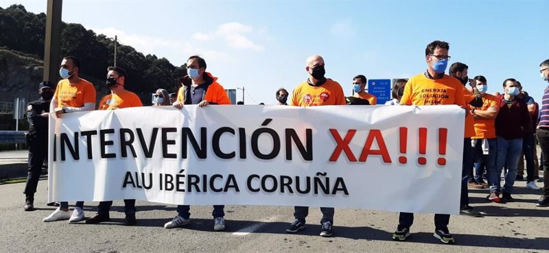 ep protesta de trabajadores de alu iberica en a coruna ep protesta de trabajadores de alu iberica en a coruna