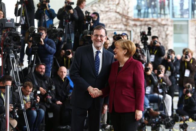 Rajoy y Merkel se reúnen en Berlín | TWITTER DE RAJOY ep rajoymerkelreunenberlin