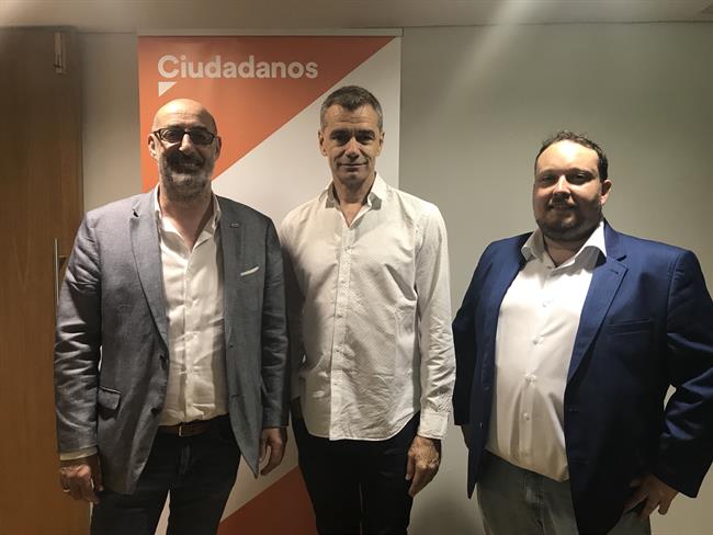 Toni Cantó con Félix Álvarez y Rubén Gómez | EUROPA PRESS ep toni canto con felix alvarezruben gomez