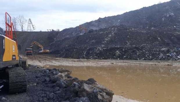 ep trabajos en el vertedero de verter recycling de zaldibar bizkaia