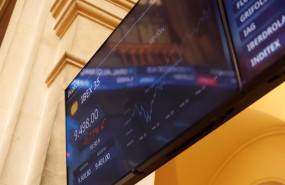 ep un panel del ibex 35 en el palacio de la bolsa a 24 de julio de 2023 en madrid espana el ibex 35