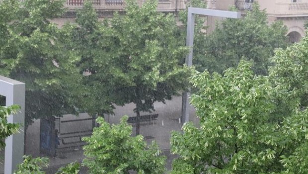 ep una fuerte tormenta caesabadola capital aragonesa