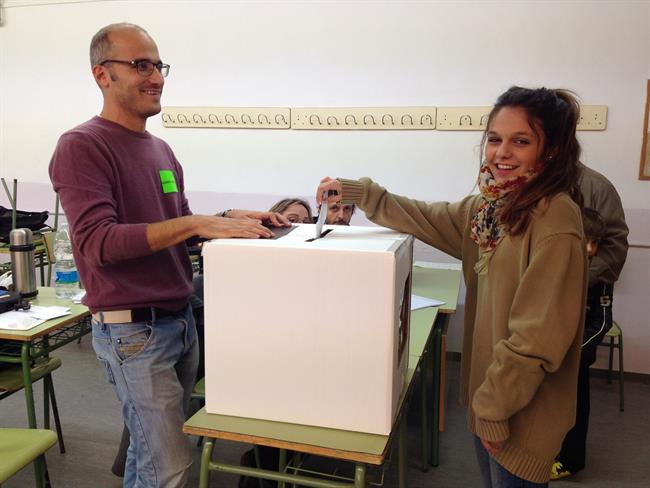 ep una joven17 anos vota9n