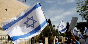 israel fourbit ses armes