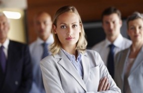 Mujer trabajo jefa