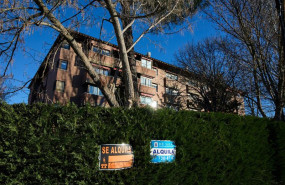 ep archivo   carteles de alquileres de viviendas en madrid