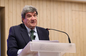 ep archivo   el gobernador del banco de espana jose luis escriva durante el encuentro de alto nivel