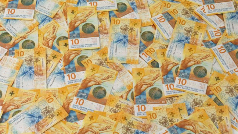 ep archivo el nuevo billete de 10 francos suizos emitido por el banco nacional de suiza bns ep archivo el nuevo billete de 10 francos suizos emitido por el banco nacional de suiza bns