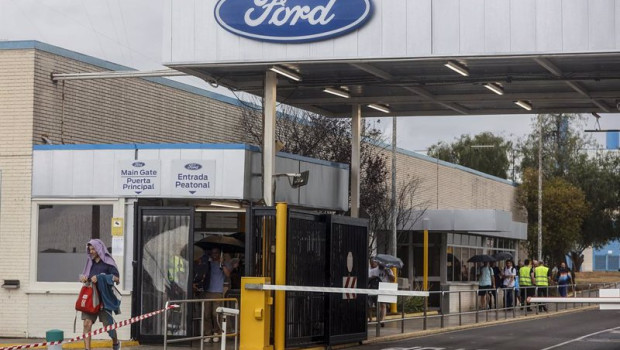 ep archivo   varios trabajadores en la fabrica de ford a 12 de junio de 2024 en almussafes valencia