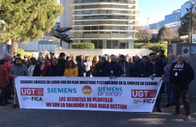 ep concentracion de trabajadores de siemens gamesa en defensa del empleo en zamudio bizkaia