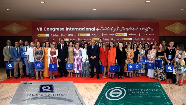ep el ictes entrega las 484 banderas q de calidad y s de sostenibilidad ondearan este ano en espana ep el ictes entrega las 484 banderas q de calidad y s de sostenibilidad ondearan este ano en espana