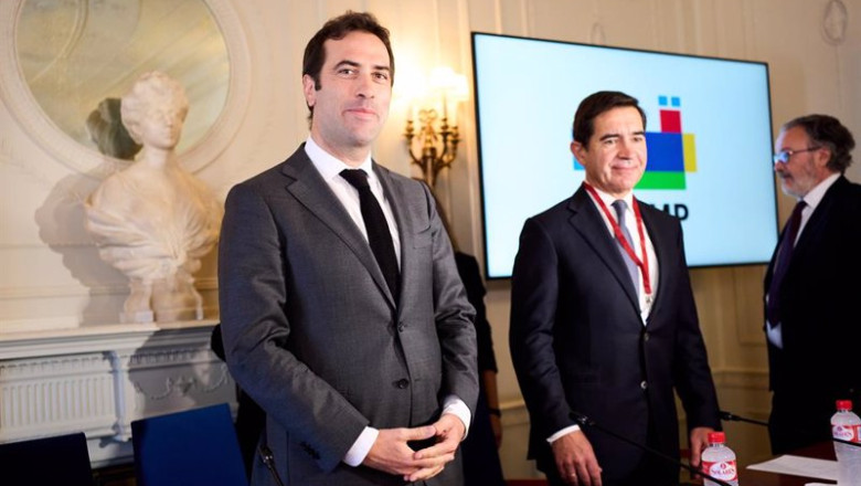 ep el ministro de economia comercio y empresa carlos cuerpo i y el presidente del bbva carlos torres ep el ministro de economia comercio y empresa carlos cuerpo i y el presidente del bbva carlos torres