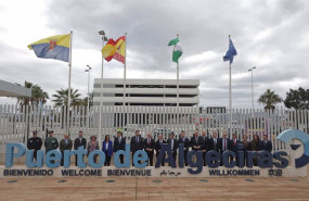 ep el ministro de transportes oscar puente junto a autoridades municipales y regionales en una foto