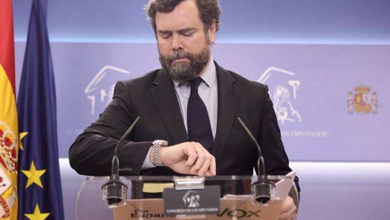 El portavoz parlamentario de Vox, Iván Espinosa de los Monteros, comparece después de la Junta de Portavoces, en el Congreso de los Diputados, a 29 de marzo de 2022, en Madrid (España). | Eduardo Parra - Europa Press ep el portavoz parlamentario de vox ivan espinosa de los monteros comparece despues de la junta de
