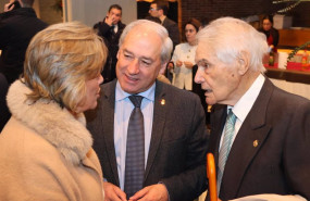 ep el presidente de la diputacion de lugo jose tome con el fundador del grupo aresa alvaro rodriguez