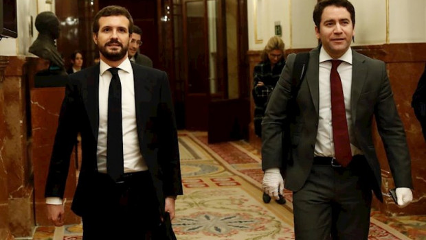 ep el presidente del pp pablo casado y el secretario general teodoro garcia egea saliendo del pleno