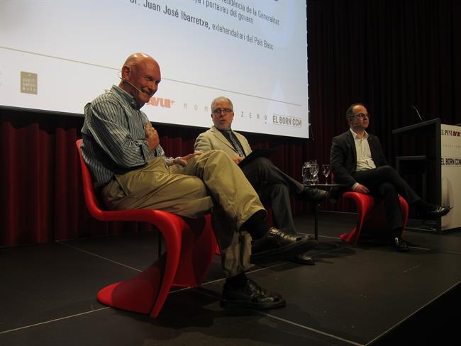 El exlehendkari J.J.Ibarretxe, el periodista X.Xirgo y el ptavoz J.Turull | EUROPA PRESS ep exlehendkari jjibarretxe periodista xxirgoptavoz jturull