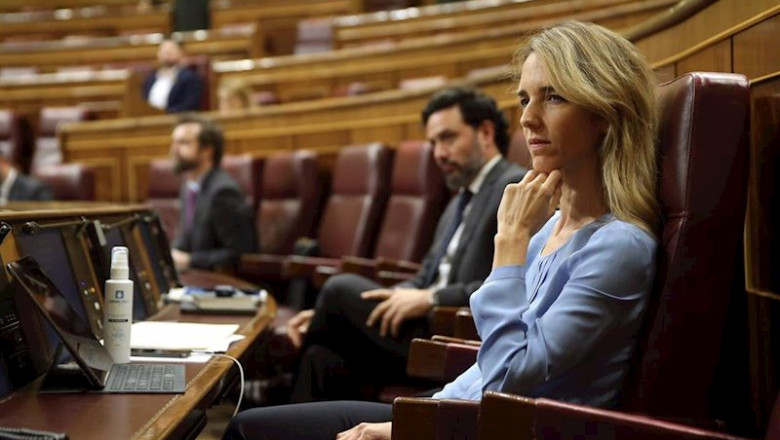 La portavoz del PP en el Congreso, Cayetana Álvarez de Toledo, durante el pleno del Congreso que aprueba la prórroga del estado de alarma hasta el próximo 11 de abril. En Madrid (España), a 25 de marzo de 2020. | Pool ep la portavoz del pp en el congreso cayetana alvarez de toledo durante el pleno del congreso que