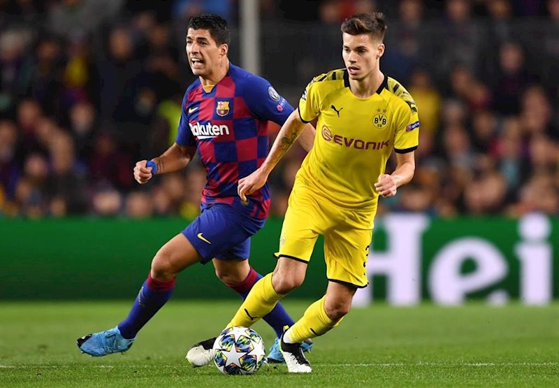 ep luis suarez y julian weigl en el bara-borussia