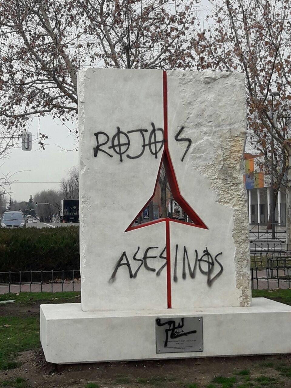 Monumento a las Brigadas Internacionales vandalizado | CEDIDA ep monumentolas brigadas internacionales vandalizado