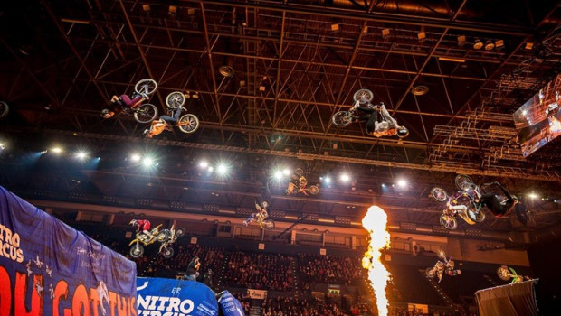 ep nitro circus irrumpiendowanda metropolitanosus acrobaciasde motosbicicletas