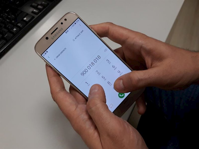 ep una persona llama al telefono del acoso escolar ep una persona llama al telefono del acoso escolar