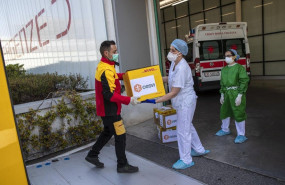 1602834907 8express raising funds for hospitals it