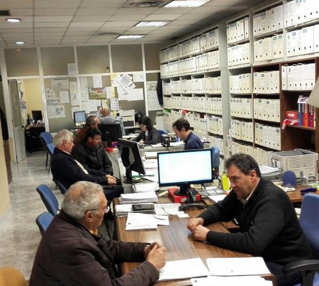 Agricultores en las oficinas de Asaja Jaén | EUROPA PRESS/ASAJA JAÉN ep agricultoreslas oficinasasaja jaen