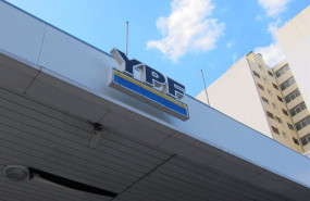 ep archivo - gasolinera ypf de buenos aires argentina ep archivo - gasolinera ypf de buenos aires argentina