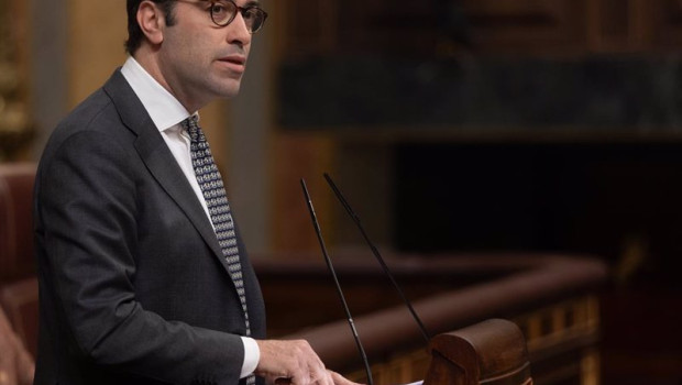 ep el ministro de economia carlos cuerpo interviene durante una sesion plenaria en el congreso de 20250409180123 ep el ministro de economia carlos cuerpo interviene durante una sesion plenaria en el congreso de 20250409180123
